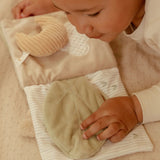 Livre d'activités tissu - Newborn LITTLE DUTCH