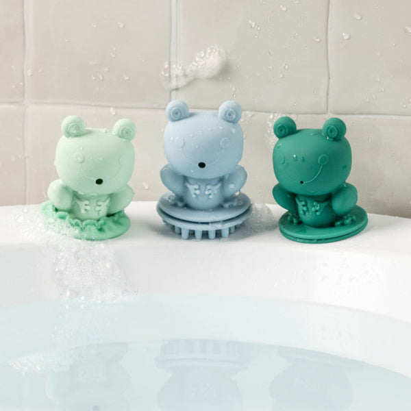 Set de 3 jouets de bain bébé dès 9 mois. Jeux d’eau, jet, mousse et textures pour éveiller les sens.