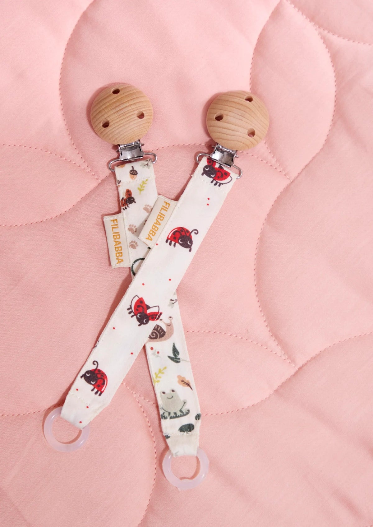 Attache-Tétine Lucky avec Clip en Bois – Filibabba 🤎 FILIBABA