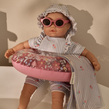 Poupée de plage Mara – Une adorable poupée de bain pour les aventures de l'été ☀️ LITTLE DUTCH