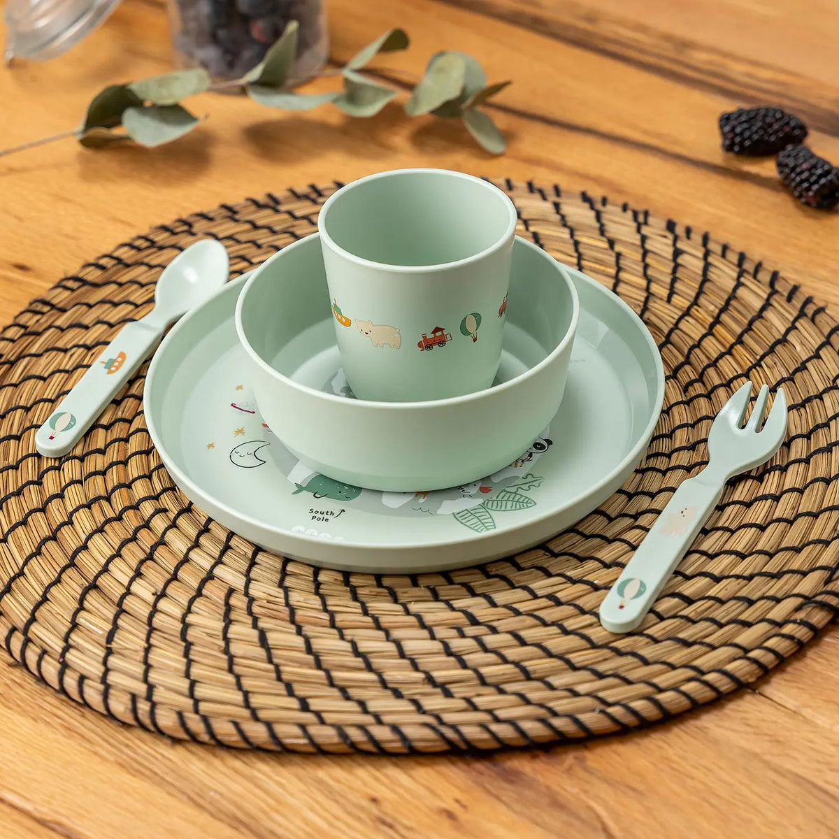 Coffret repas bébé Petit Explorateur – Service de table 5 pièces REER