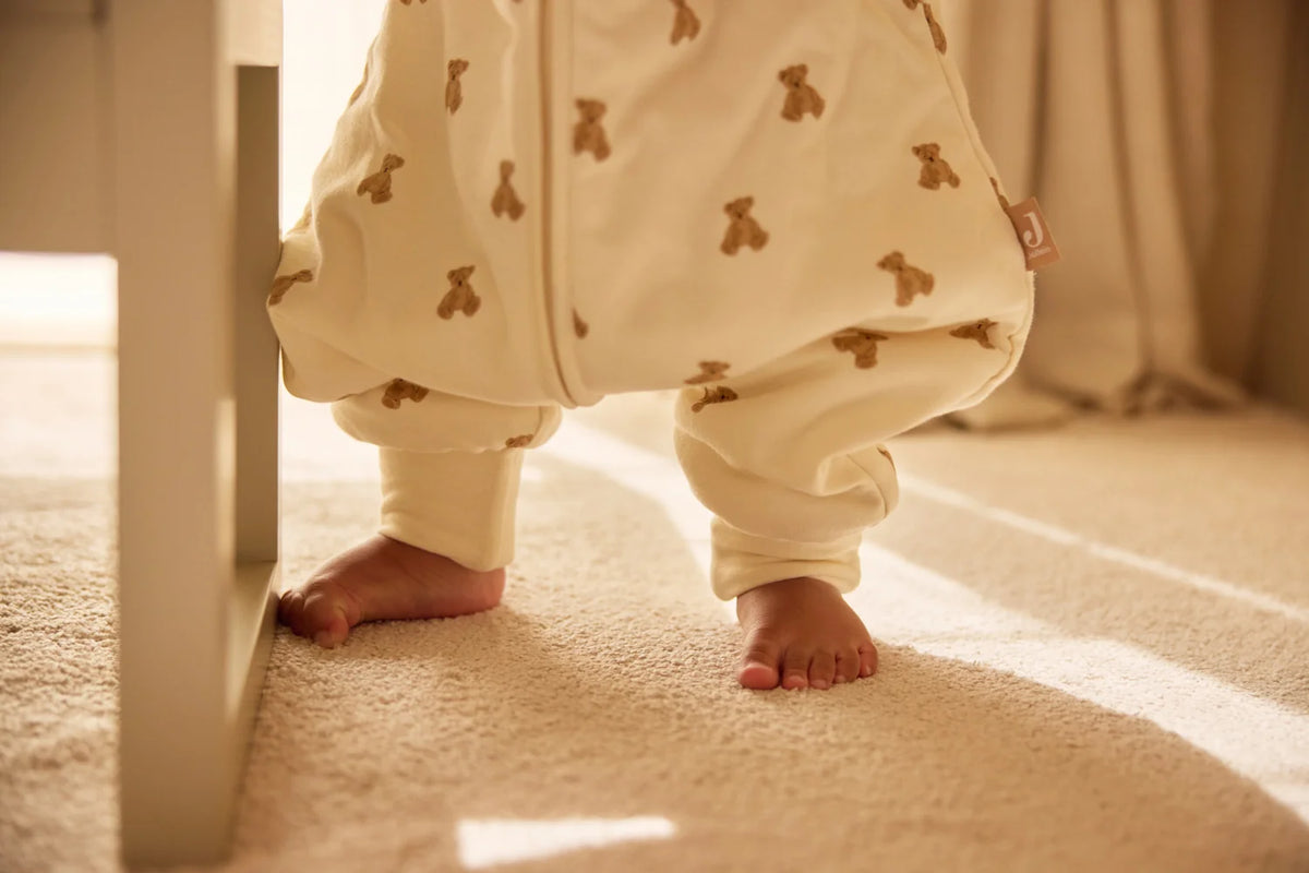 Gigoteuse à pieds Mini Teddy Bear avec manches amovibles – TOG 2,5 à 3,5 – Jollein