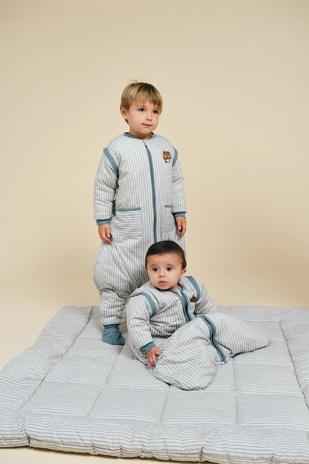 Gigoteuse bébé à manches Blue Stripes – TOG 2.5