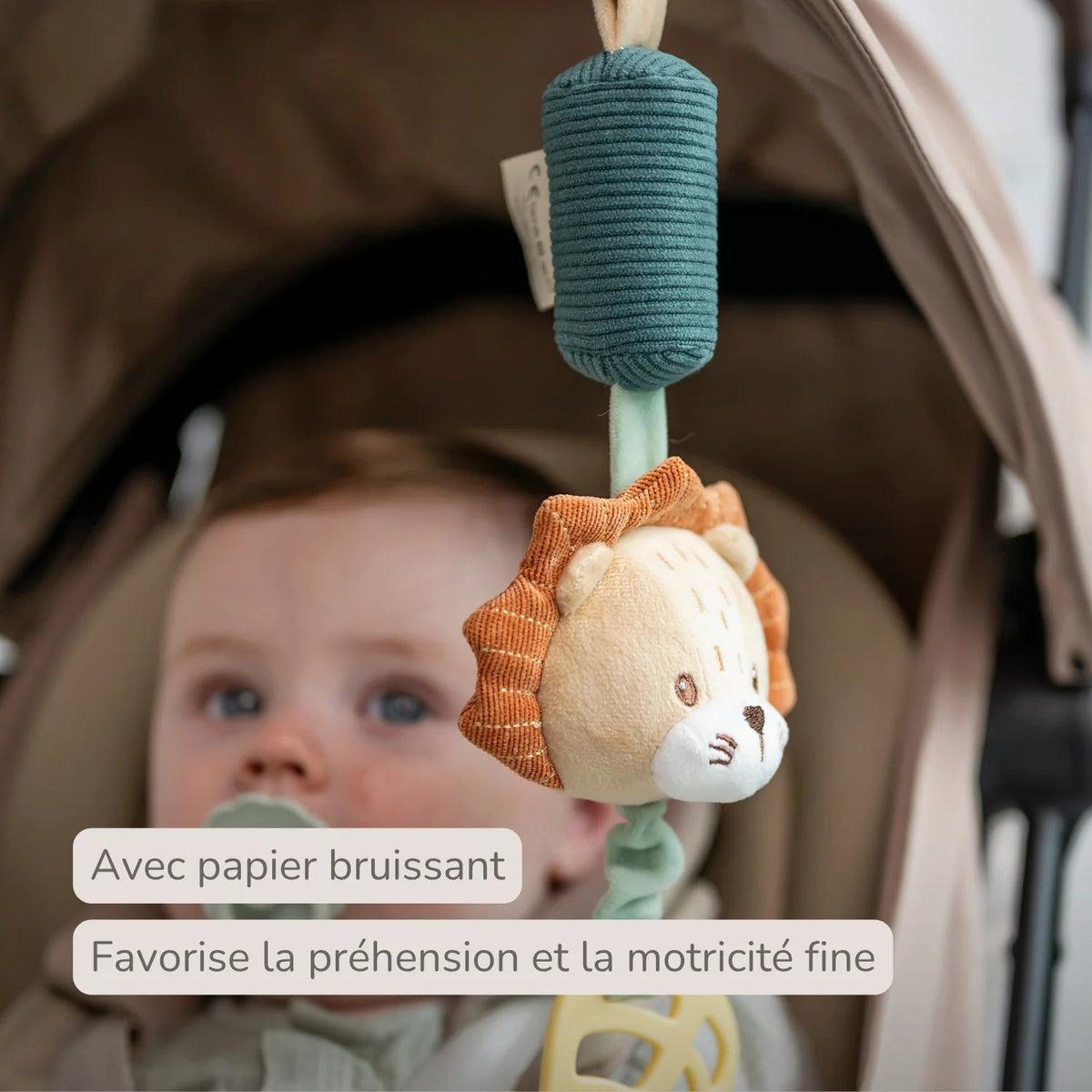 Jouet d'éveil sonore Lion Léon 28 cm – Nattou – Hochet à suspendre multicolore 🦁 NATTOU