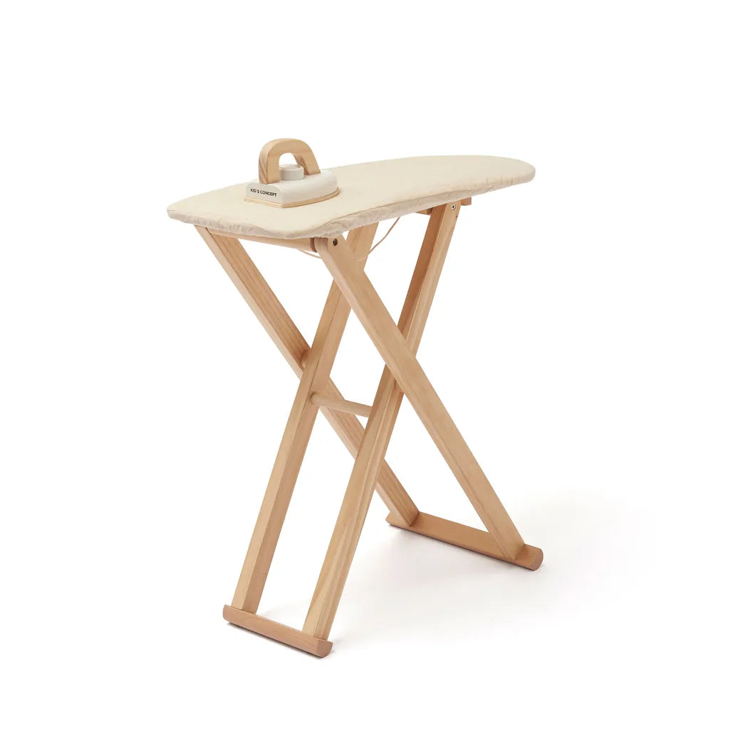 Planche et fer à repasser enfant en bois – jeu d’imitation dès 3 ans Kid's concept