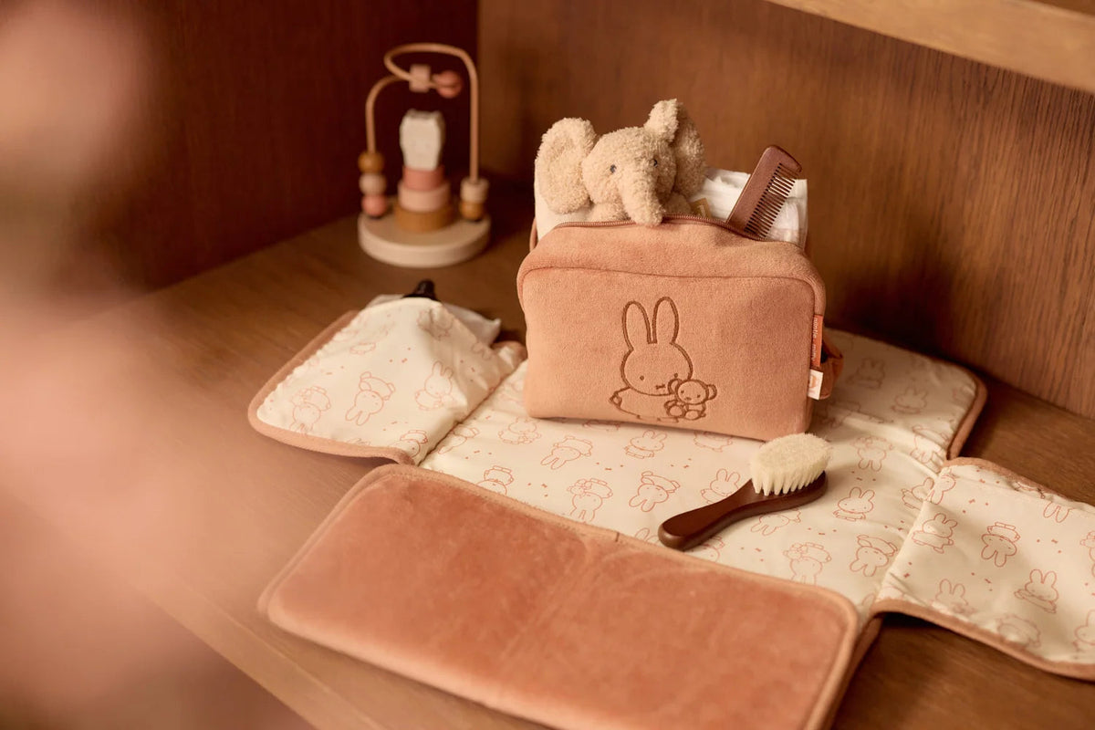 Tapis à Langer Nomade Miffy Moments Velvet Light Terra – Jollein 🤎🐰 JOLLEIN