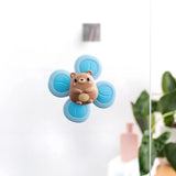 Stimulez les sens de votre bébé avec ce jouet ours rotatif ! Rotation à 4 palettes, ventouse solide, motricité fine et apprentissage par cause à effet. Dès 6 mois.