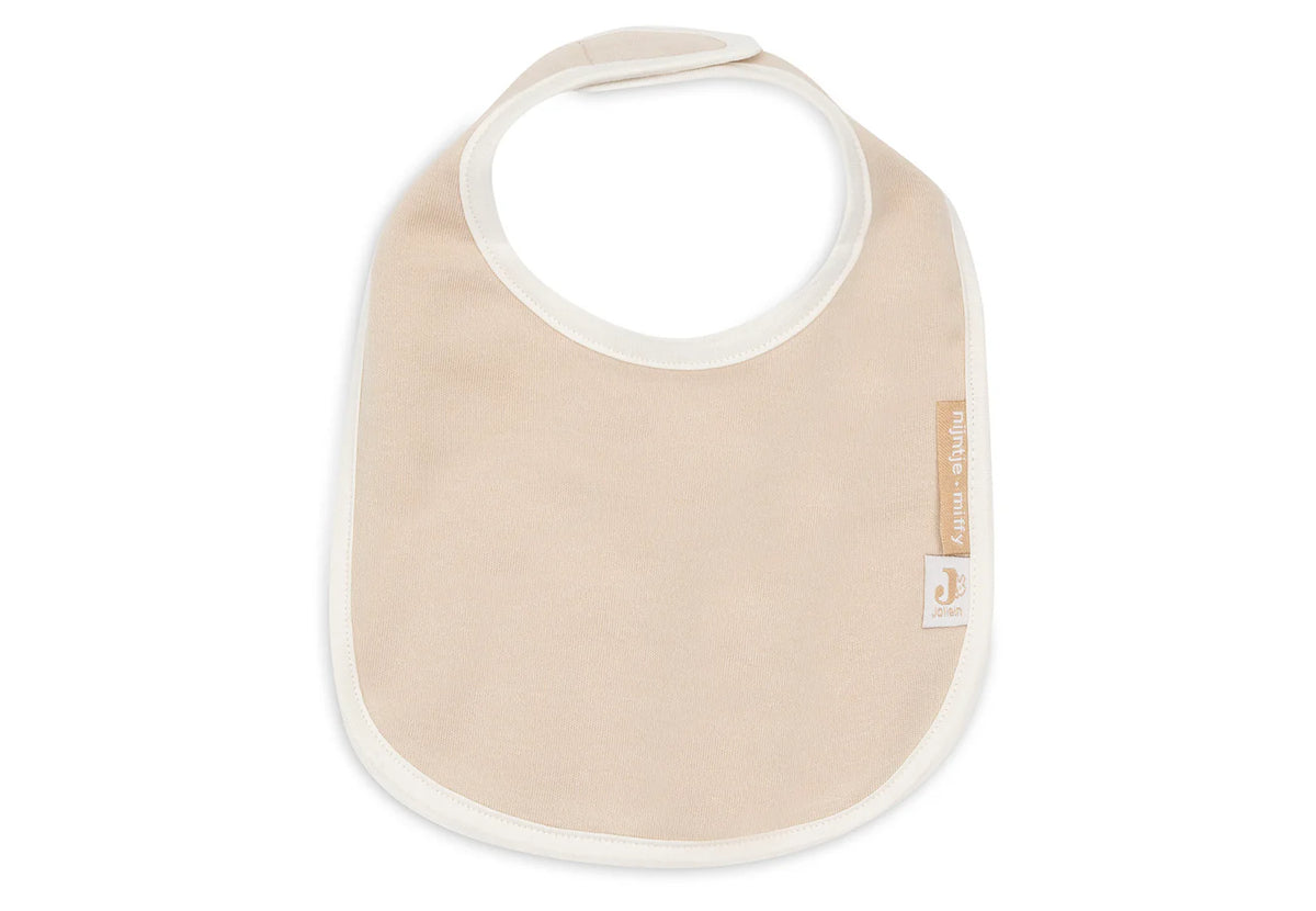 Lot de 5 bavoirs bébé imperméables Miffy Family Farm avec velcro pratique. Protégez les vêtements de bébé et facilitez les repas. Motifs colorés et adorables.