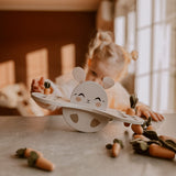 Offrez à votre enfant l’Échelle de Lapin 🐇, un puzzle en bois Montessori sûr et éducatif pour développer motricité, équilibre et créativité dès 3 ans.
