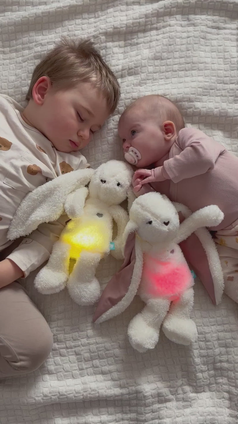 veilleuse pour bébé myhummy ideal pour un cadeau de naissance et le sommeil de bebe petit coeur salé