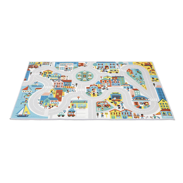 Découvrez le tapis de jeu Ville Cross Roads 🏙️. Un univers urbain plein de détails pour stimuler l’imagination et jouer avec ses petites voitures dès 2 ans !