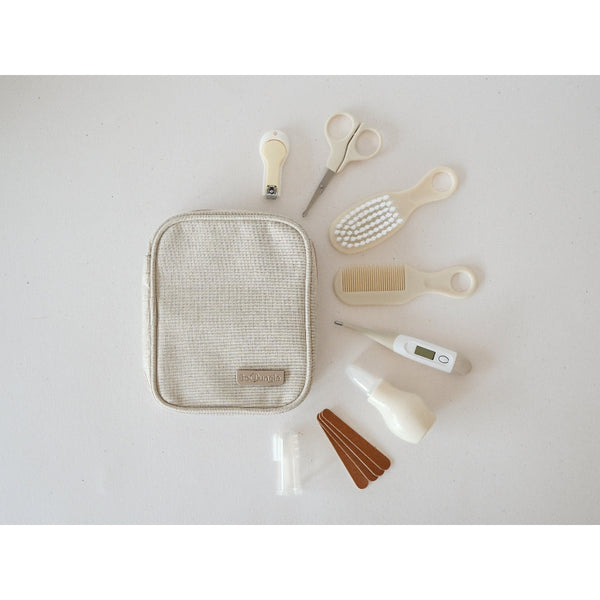 Trousse toilette bébé pour voyage et quotidien